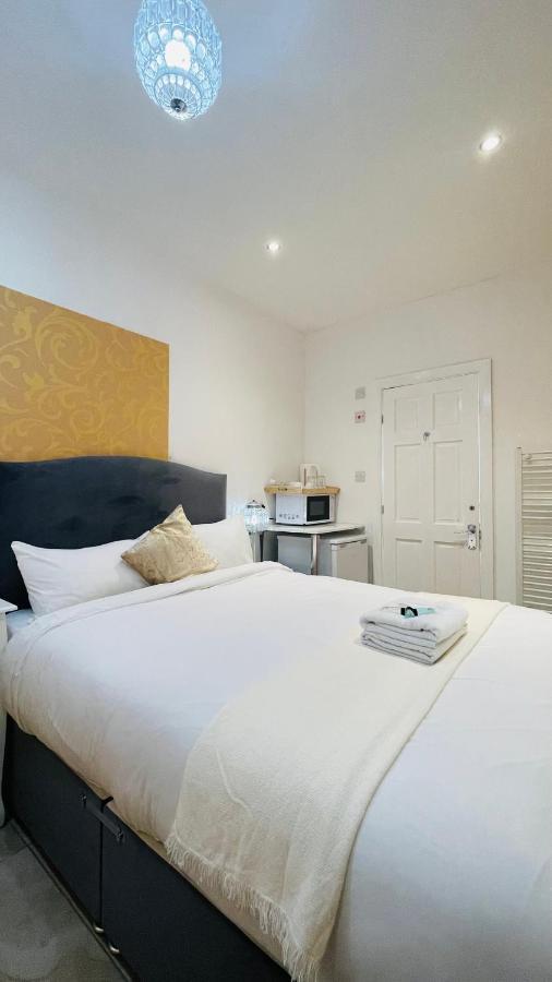 Mayday House Hotel London Exterior photo