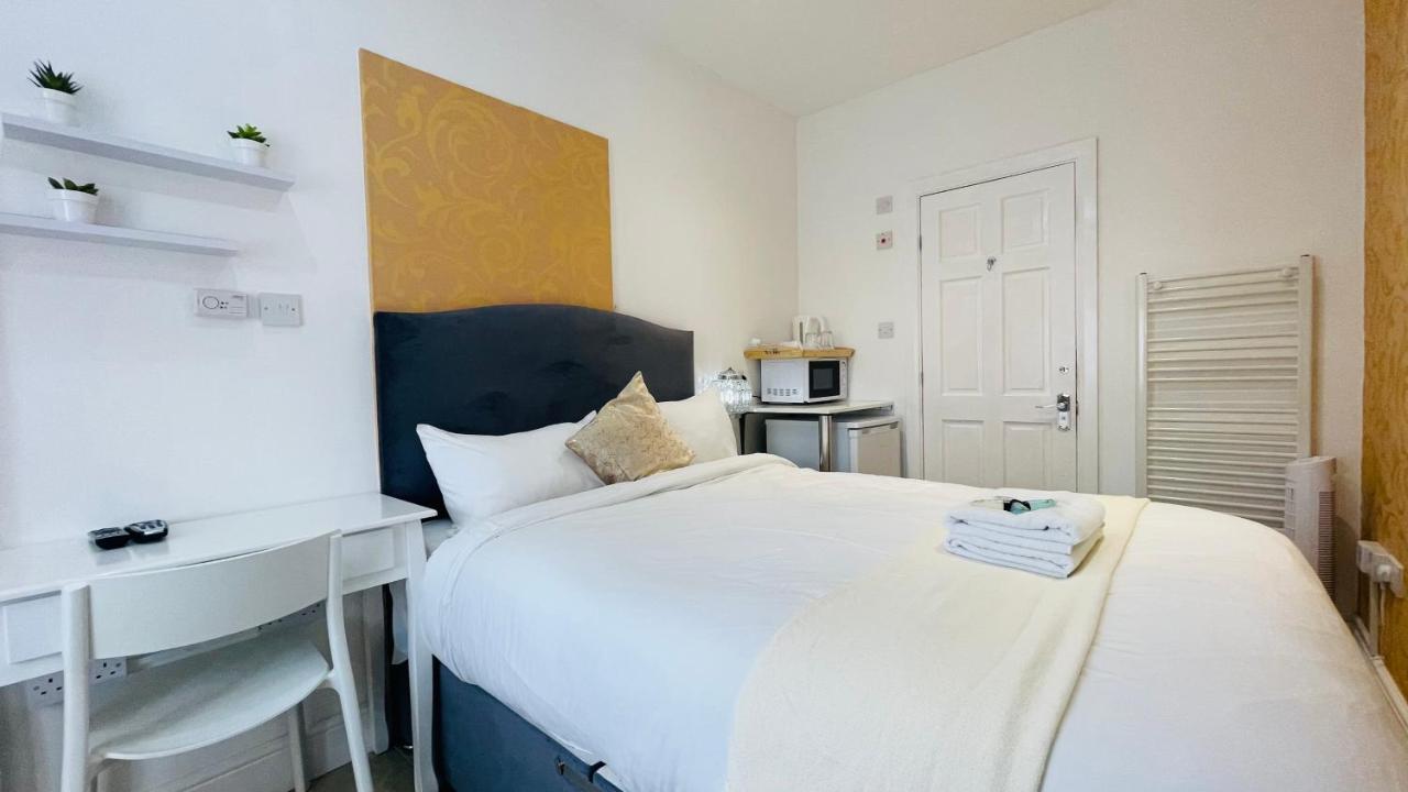 Mayday House Hotel London Exterior photo