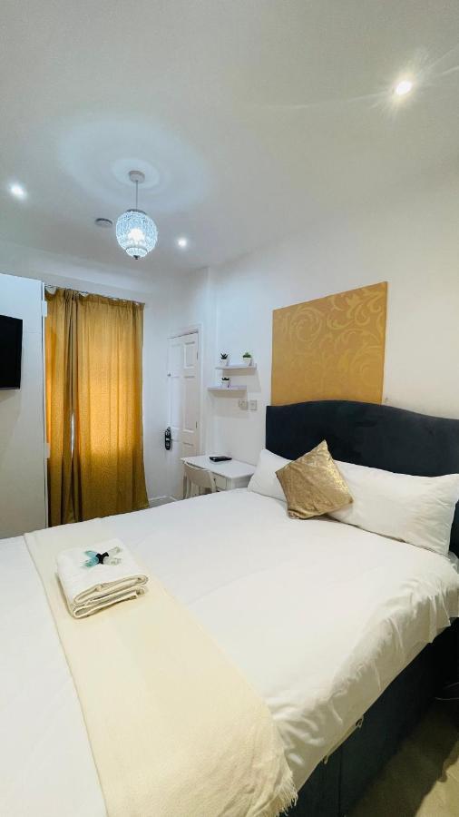 Mayday House Hotel London Exterior photo