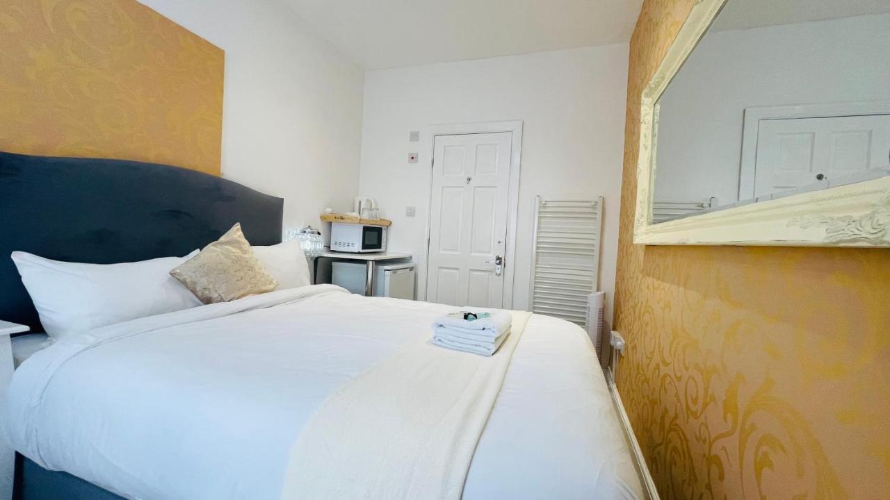 Mayday House Hotel London Exterior photo